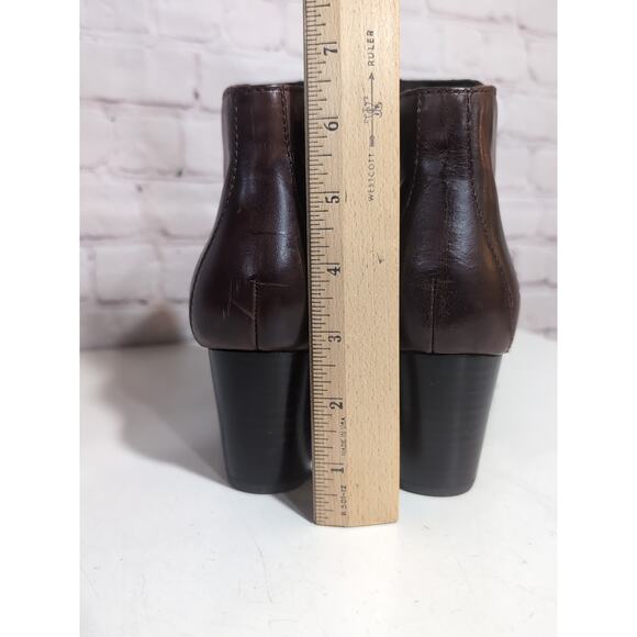 Born Alter Cognac Brown Leather Ankle Boot Women's Size 9.5 Side Zip EUC - Picture 4 of 14